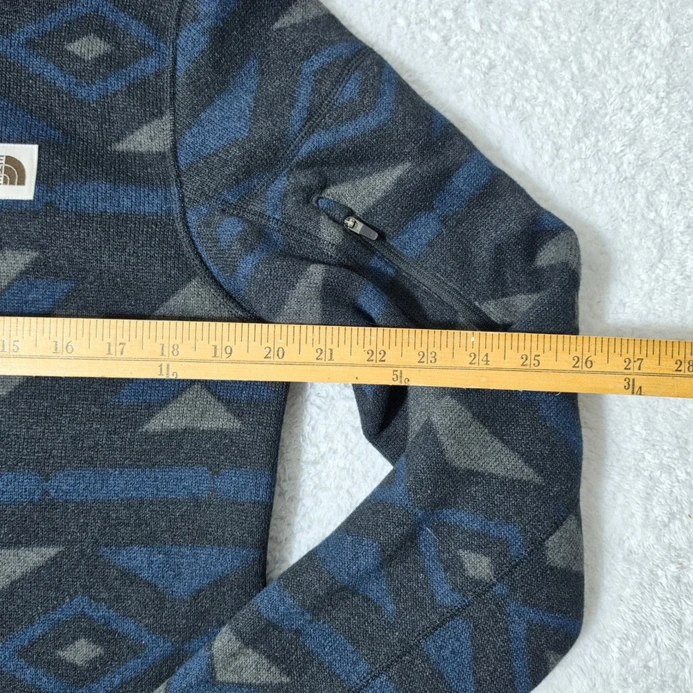 NEW The North Face Gordon Lyons Mens S Pullover Blue Aztec L/S Fleece NF0A3YRB